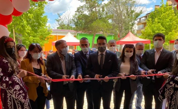 Yenice Halk Eğitim Merkezi yıl sonu sergisi açıldı