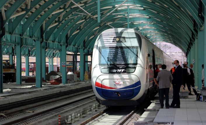 Yüksek Hızlı Tren Sivas’ta