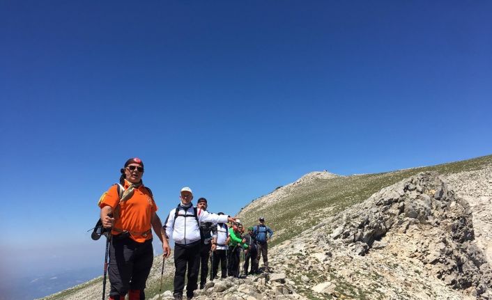 15 Temmuz için zirveye yürüdüler
