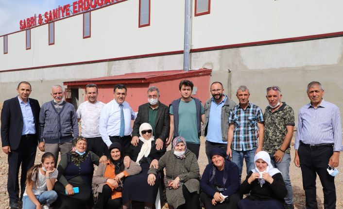 250 kişinin istihdam edileceği fabrika üretime başladı