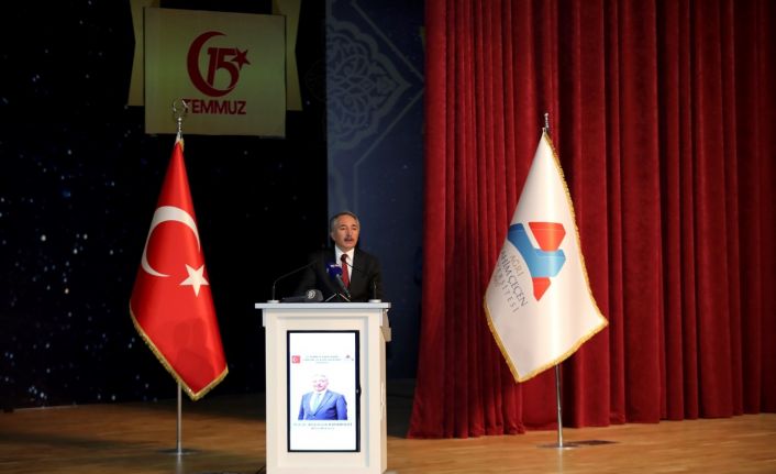 AİÇÜ’de “15 Temmuz Hain Darbe Girişimi ve Ağrı Halkının Duruşu” konulu konferans gerçekleştirildi