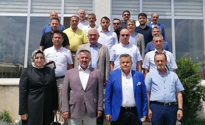 AK Parti İl Başkanı Yıldırım, Memur-Sen’e bağlı şube başkanlarıyla bir araya geldi