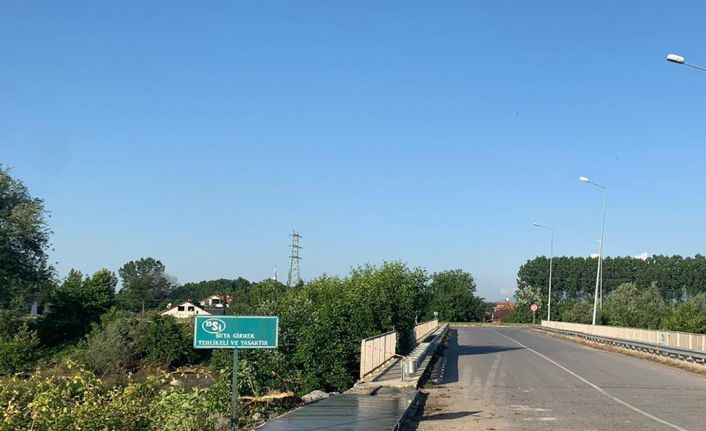 Akyazı’da bir mahallenin yolları daha tamamlandı