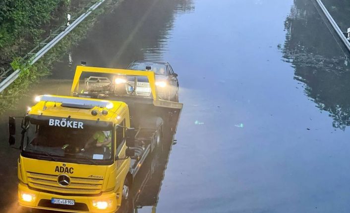 Almanya’da sel felaketi: En az 5 ölü