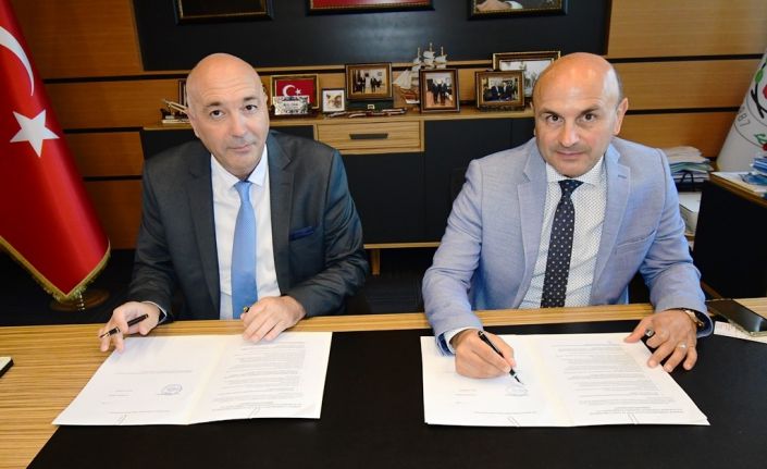 Altınova’ya Karadağ’dan kardeş şehir