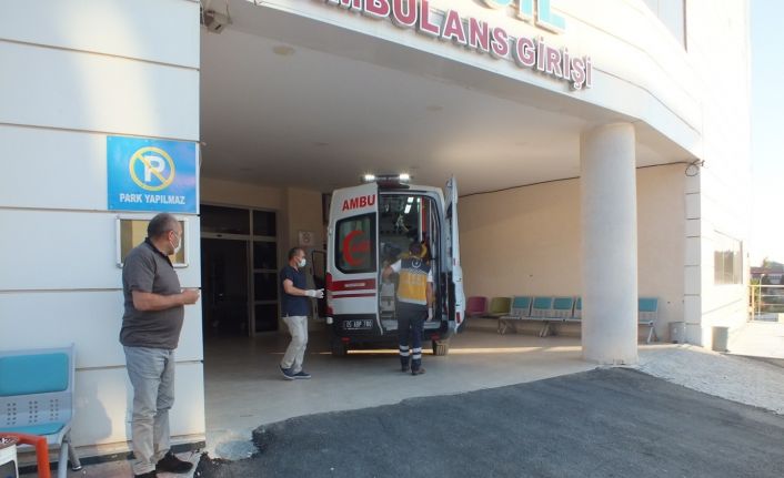 Amasya’da 2 kişi arasında çıkan tartışma kanlı bitti: 1’i polis 2 kişi yaralandı