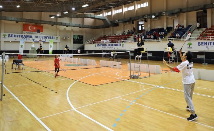 Badmintoncular, 15 Temmuz Kupası’nda yarıştı