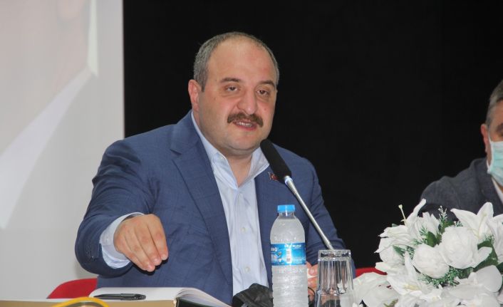 Bakan Varank: “İnsansız hava araçlarını gemiye indirip kaldırabilen tek ülke olacağız”