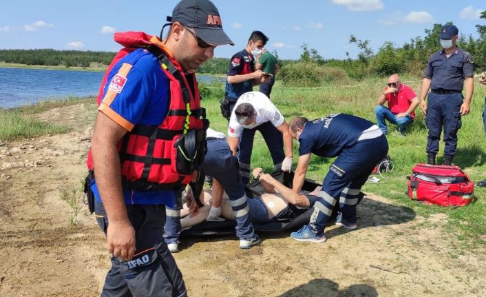 Balık tutarken suya düştü, ağa takıldı boğuldu