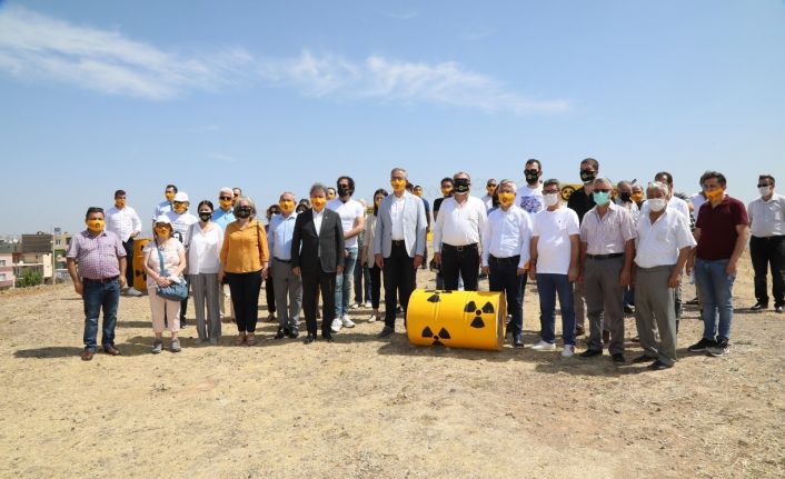 Başkan Arda, İzmir’in Çernobili’nde bir kez daha uyardı: "Tehlike çok büyük"