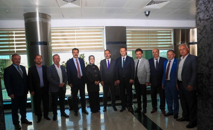 Başkan Ekim ilçe yatırımları için Ankara’ya gitti