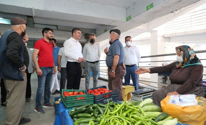 Başkan Ercengiz Bucak esnafı ve vatandaşlar ile bir araya geldi