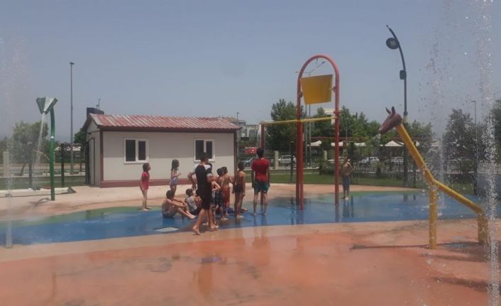 Başkan Ergün’den çocuklara karne hediyesi