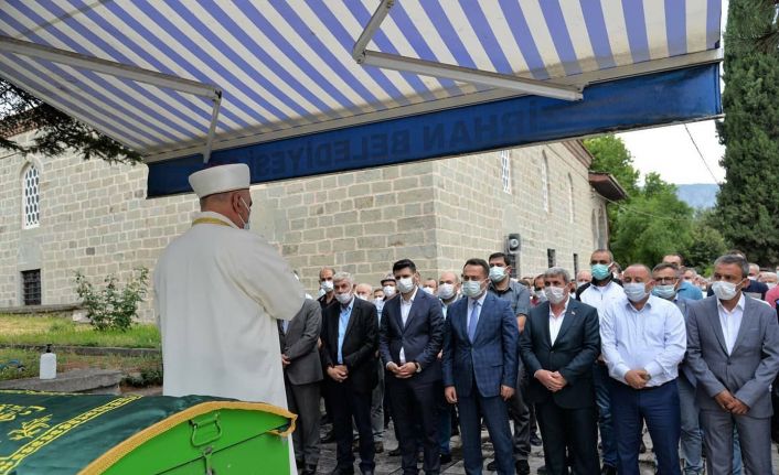 Başkan Ocak’ın annesi toprağı verildi