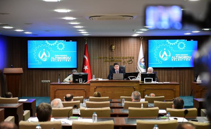 Başkan Tören: “Tasarruf ekonomisiyle hizmet belediyeciliğini birleştirdik”