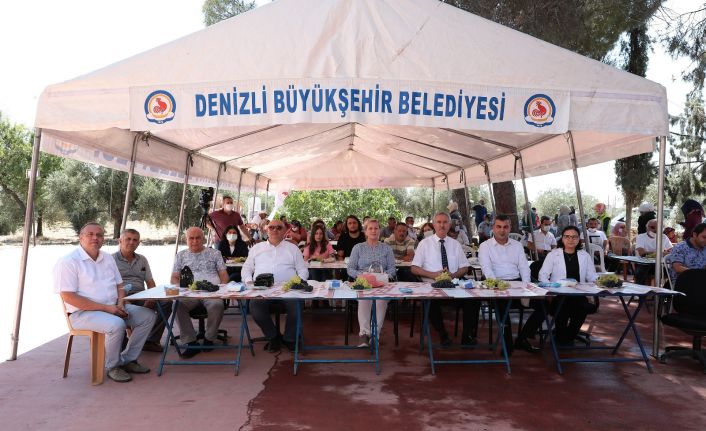 Büyükşehir destekliyor, çiftçiler üretiyor