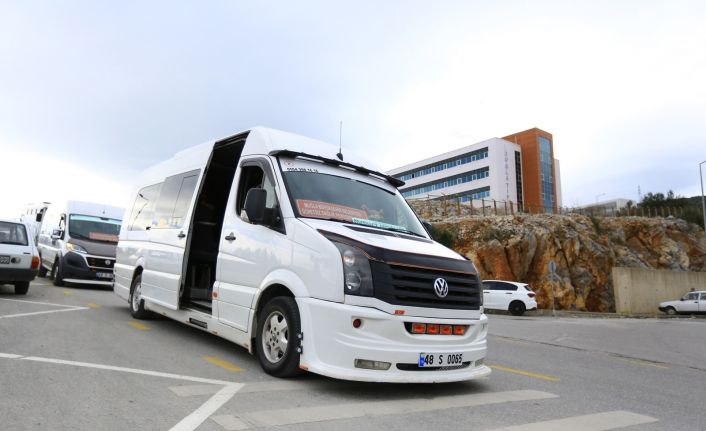 Büyükşehir, Sağlık çalışanlarını 172 Bin 601 kez ücretsiz taşıdı