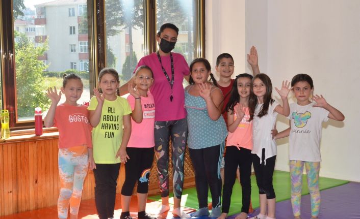 Cimnastik kursu minik sporcular tarafından yoğun ilgi görüyor