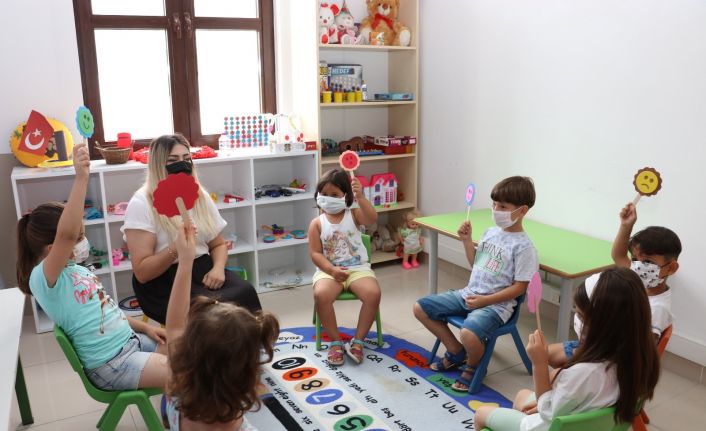 Çocuklara duygu kelime dağarcığı çalışması yapıldı