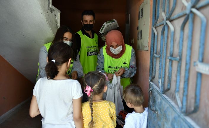 Çocukların bayramlıkları Osmangazi’den