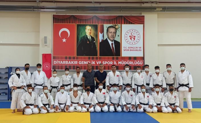 Diyarbakır’da antrenörlük kursu