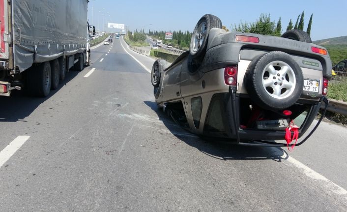 E-5 Tuzla’da kontrolden çıkan lüks cip takla attı: 2 yaralı