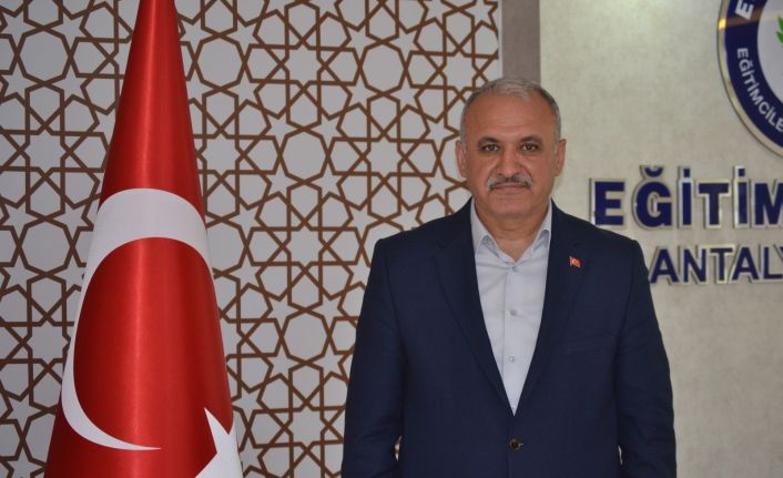 Eğitim Bir Sen Antalya Şube Başkanı Miran: “15 Temmuz, ihanetin milletin cesaretinde boğulduğu gündür”