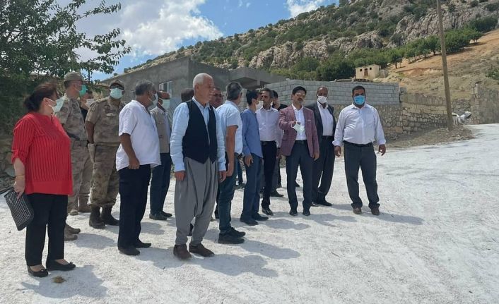 Ergani Kaymakamı Öztürk, Bademli Mahallesinde incelemede bulundu