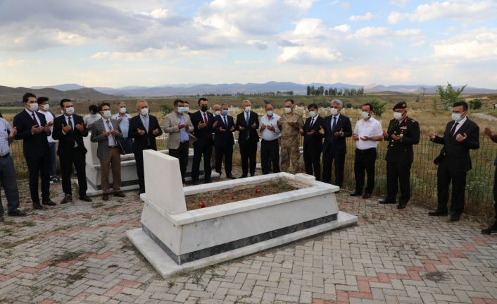 Erzincan’da 15 Temmuz etkinlikleri kapsamında şehit ailesi ve gazi hane ziyaretleri yapıldı