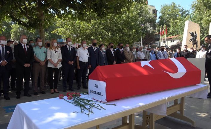 Eski Başkan Ali Dartanel için tören düzenlendi