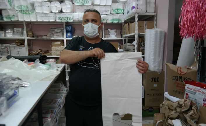 Esnaftan vatandaşlara "et taşırken market poşeti yerine kurban poşeti kullanın" tavsiyesi