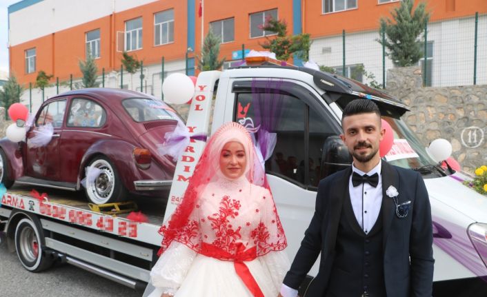 Gelinin vosvos isteğini kırmak istemeyen damattan ilginç çözüm