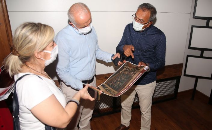 Gültak, son aşamaya gelen Mersin’e İz Bırakanlar Müzesindeki çalışmaları inceledi