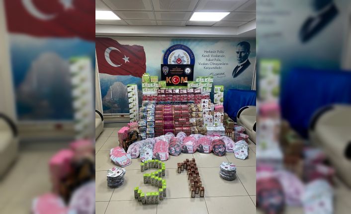 Hatay’da 10 bin 158 adet gümrük kaçağı kişisel bakım ürünü ele geçirildi