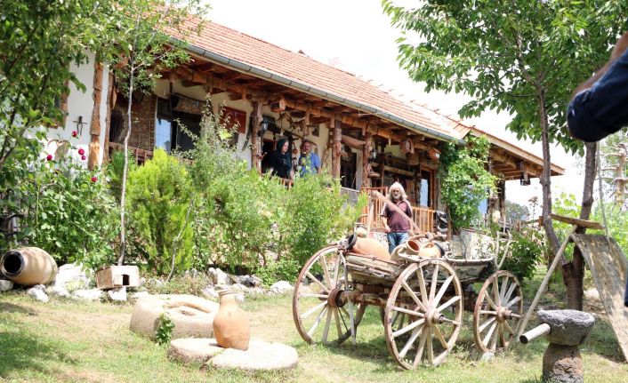 İçinde yüzlerce tarihi eser bulunuyor, yılda 15 bin kişi ziyaret ediyor