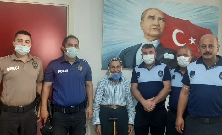 İmamın adı kullanılarak dolandırılan yaşlı adamı polis ve zabıta teselli etti