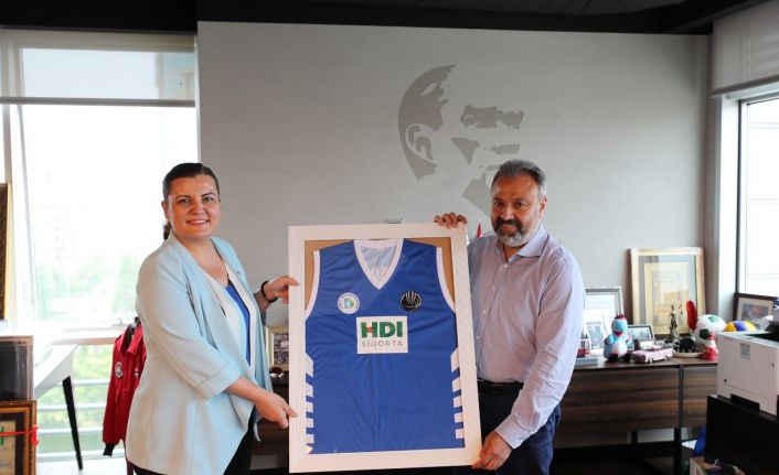 İzmit Belediyespor’un ana sponsoru belli oldu
