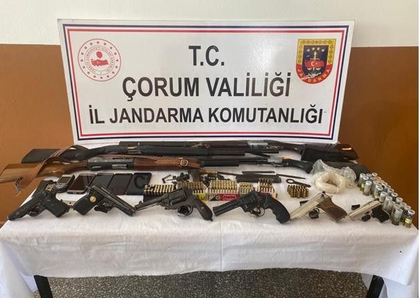 Jandarma’dan silah operasyonu