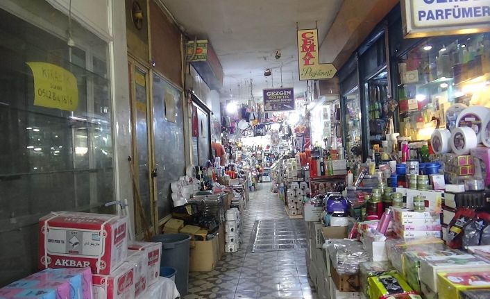 Kilis’te yüksek kira fiyatları iş yerlerini vurdu