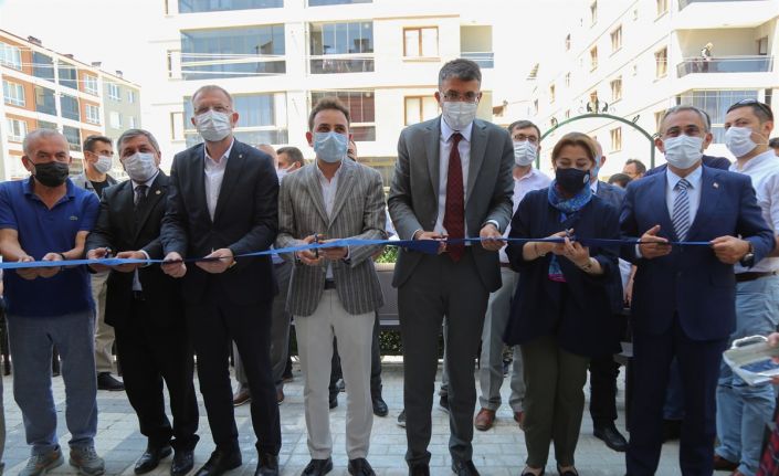 Kütahyalı gençler ’3’ü bir arada kitap kahve’de buluşuyor