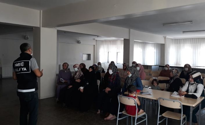 Malatya’da vatandaşlar, yaşam tünelinde bilgilendirildi