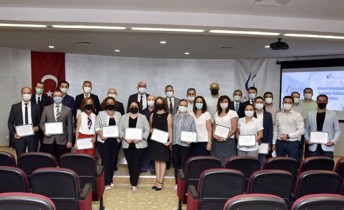 Manisa CBÜ’de ’Sosyal Sorumluluk Proje Ödülleri’ sahiplerini buldu