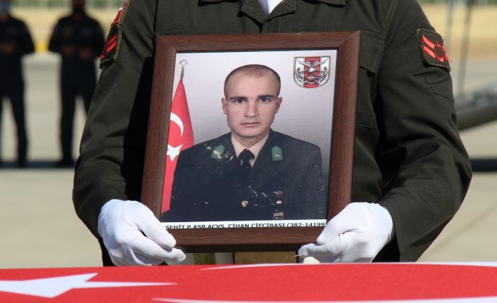 Mardin’de şehit olan asker için tören düzenlendi