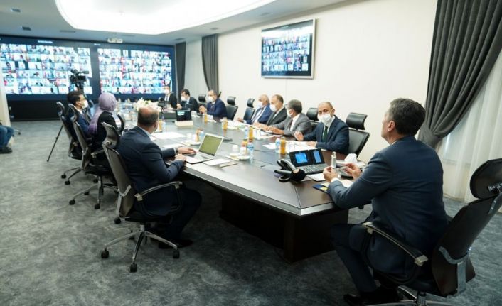 Milli Eğitim Bakanı Selçuk, 81 ilin milli eğitim müdürüyle toplantı yaptı