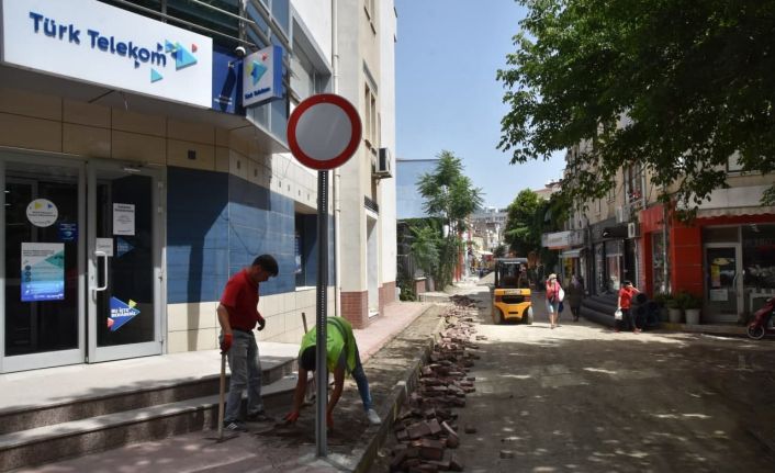 Modern ve yaşanabilir bir Edremit için çalışmalar dört koldan devam ediyor