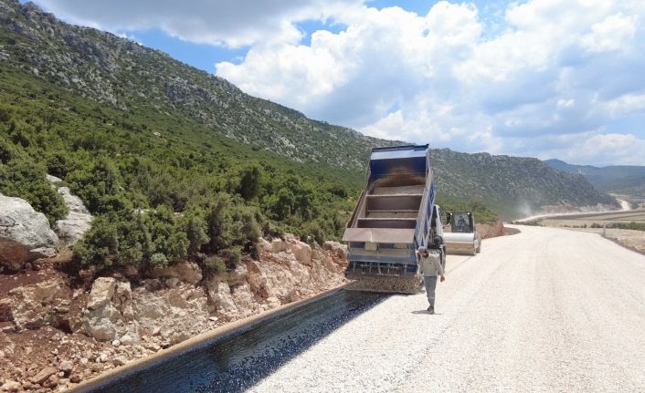 Naldöken yolunda genişletme çalışması