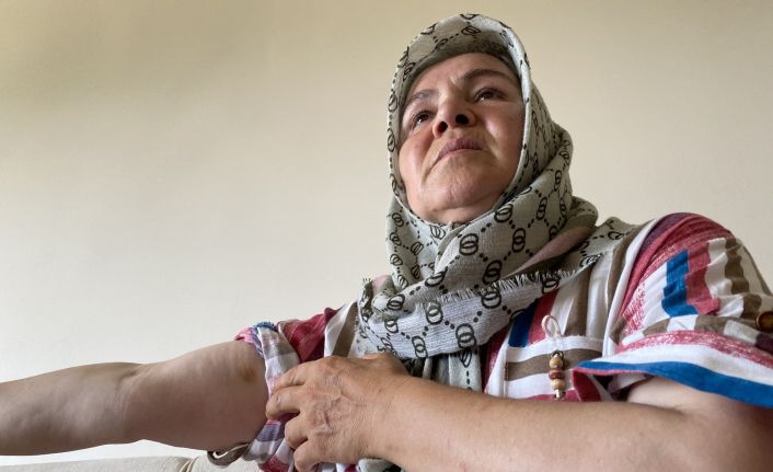 Oğlu ve eşinin yaptığı şiddeti anlattı: "2 yılda 100 yılı yaşadım"