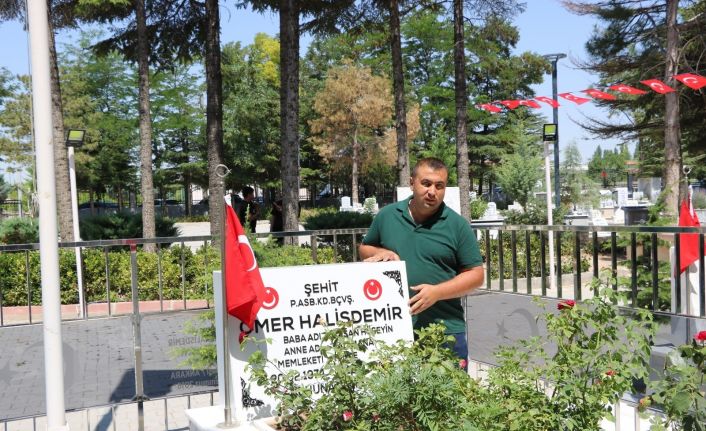 Ömer Halisdemir’in mezarı, ziyaretçi akınına uğruyor