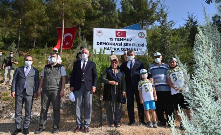 Osmaniye’de 15 Temmuz şehitleri anısına fidan dikildi