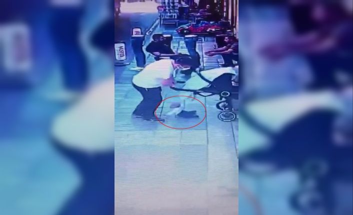 (ÖZEL) Dalgın baba bebeği arabasından düşürdü: O anlar kamerada